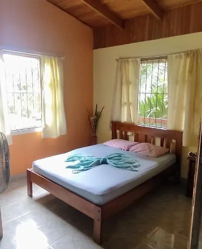 Matilori Hostel *